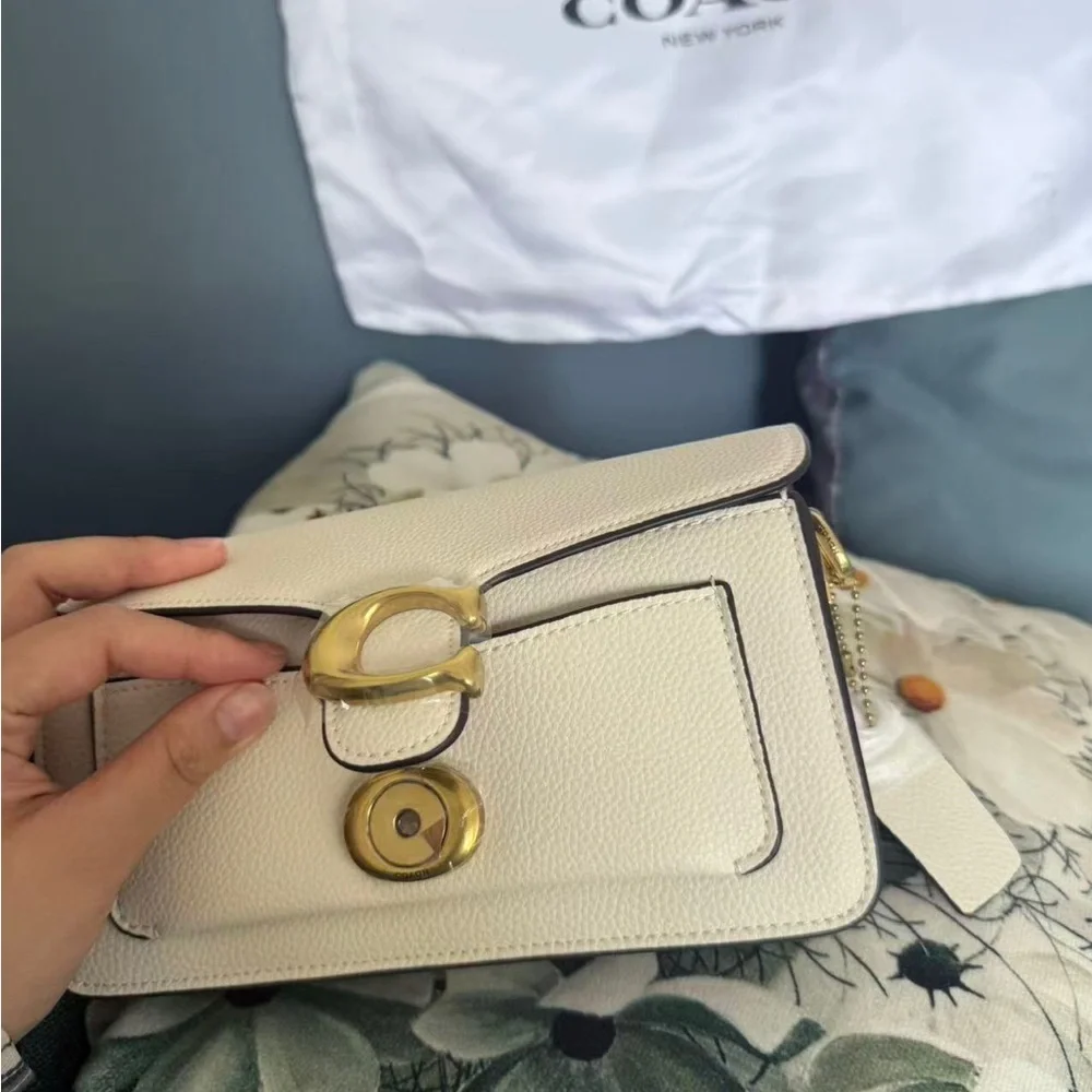 Coach White Shoulder Bag - Picture 5 of 7